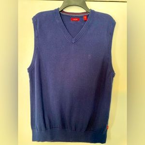 Men’s Izod brand sweater vest size large. And 100% cotton washed steam cleaned.